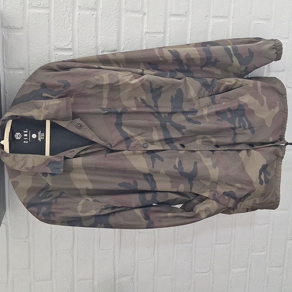 🪖 Zine Camouflage Windbreaker. XL - Picture 2 of 10